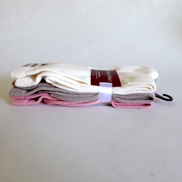 NEW CALVIN KLEIN WOMENS 3 PAIRS PACK EXTRA SOFT CREW SOCKS (ONE SIZE) - Picture 4 of 10